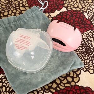 Mommed set of wearables